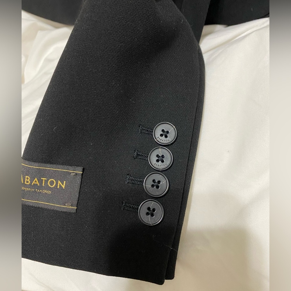 SOLD Aritzia Babaton Standout Blazer Black SOLD - Picture 7 of 10
